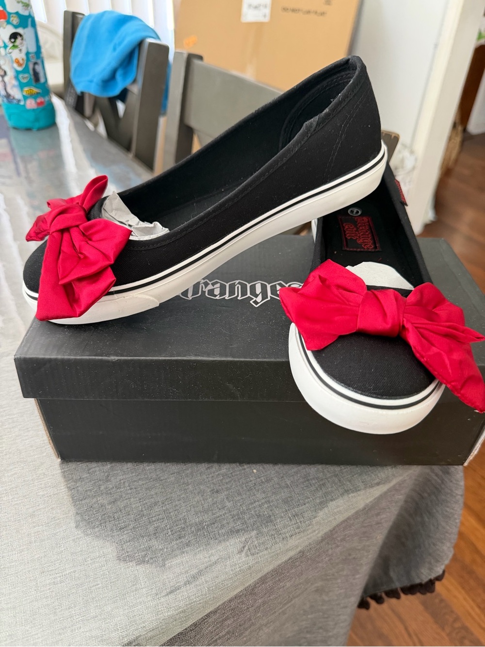Strange Cult-Black Canvas Slip-On Women’s Shoes with Red Bow size 7